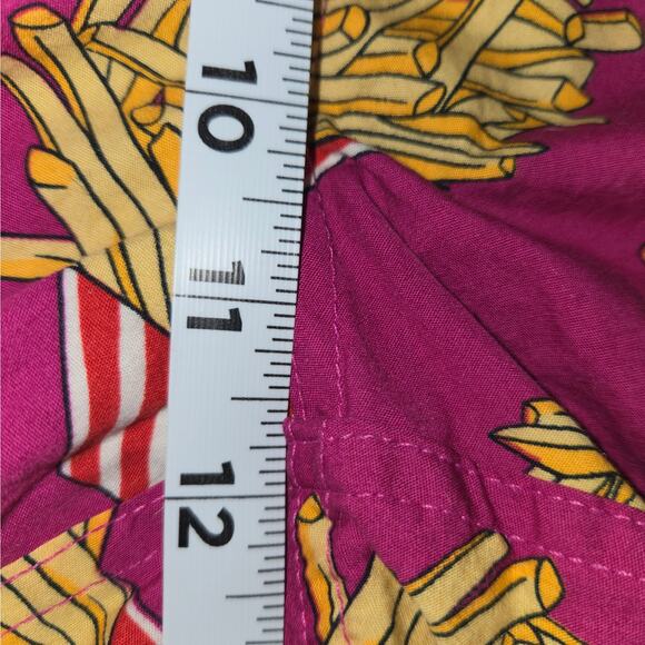 Old Navy Womens Medium Novelty Print Shorts French Fries Pink All Over Print - Picture 12 of 13